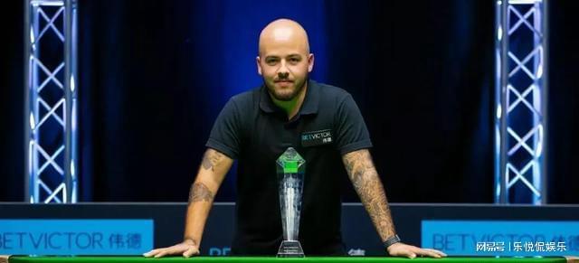 与球迷的热 与球迷的热